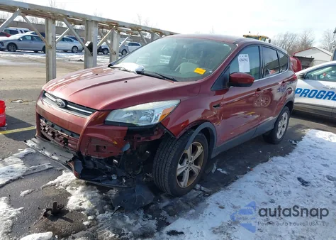 2015 Ford Escape Se z USA, uszkodzony, nr VIN 1FMCU0G71FUC75927